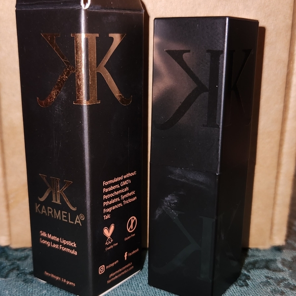 Karmela Cosmetics Silk Matte Lipstick in Divine - Picture 2 of 3